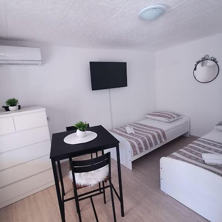 Apartment Nature Beauty Zagvozd ภายนอก รูปภาพ
